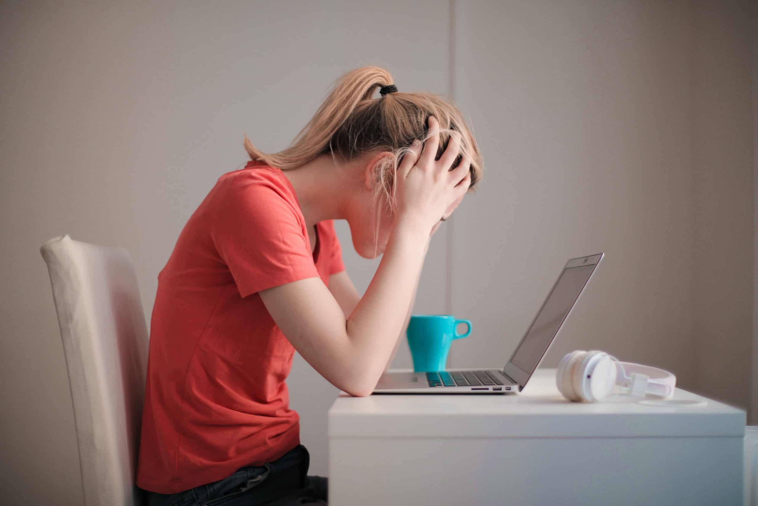 31 Calming Bible Verses For Stress
